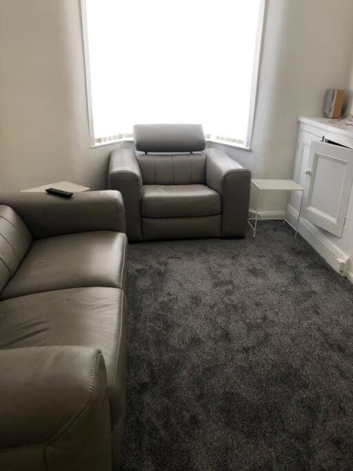 Modern 2 Bed Sleep 5 Close To Anfield Stadium Villa Liverpool Exterior photo